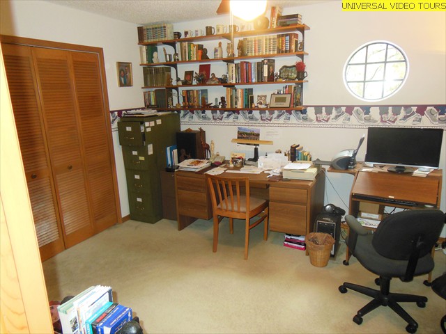 Loft 2nd Bedroom  or Office (1)